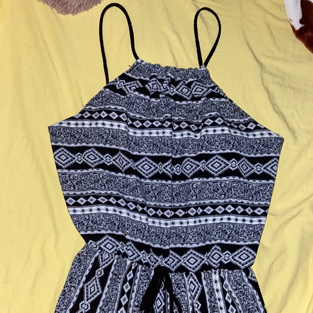 Beach vibe sleeveless jumpsuit - Picture 3 of 3